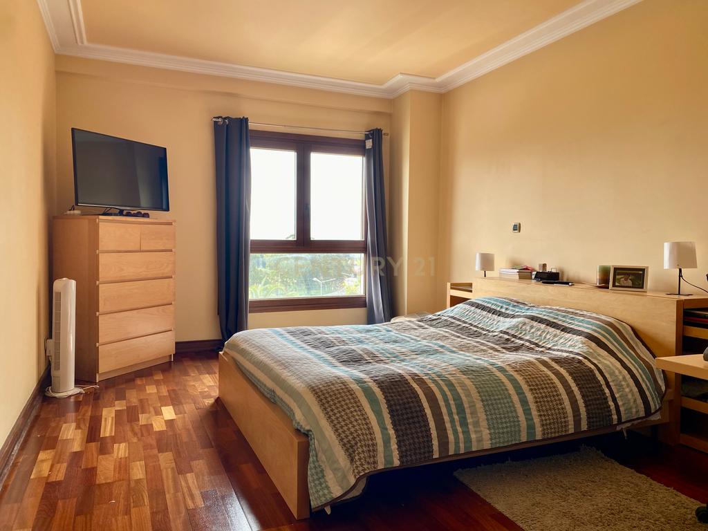 Exclusivo T3 de 180 m² com Vista Rio no prestigiado Condomínio Solar das Marinhas | Póvoa de Santa Iria - Image 7