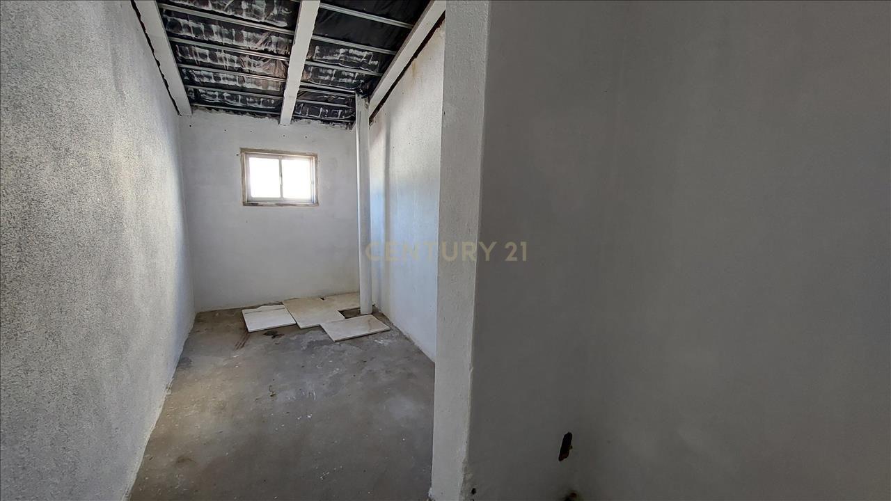Apartamento T2 - Algueirão Mem-Martins - Image 14