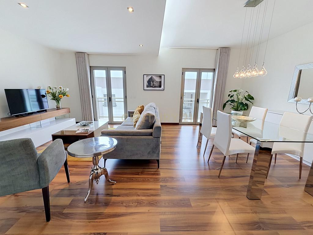 Apartamento T2 em Nazaré, Leiria - Perto da Praia e Comércio - Image 4