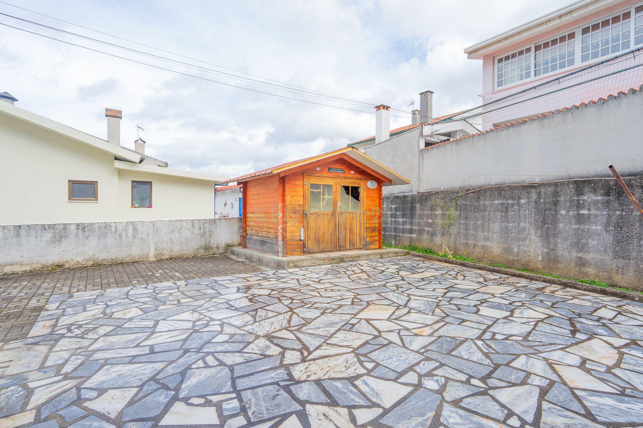 Moradia T3 com jardim e logradouro - Lousã em zona tranquila - Image 41