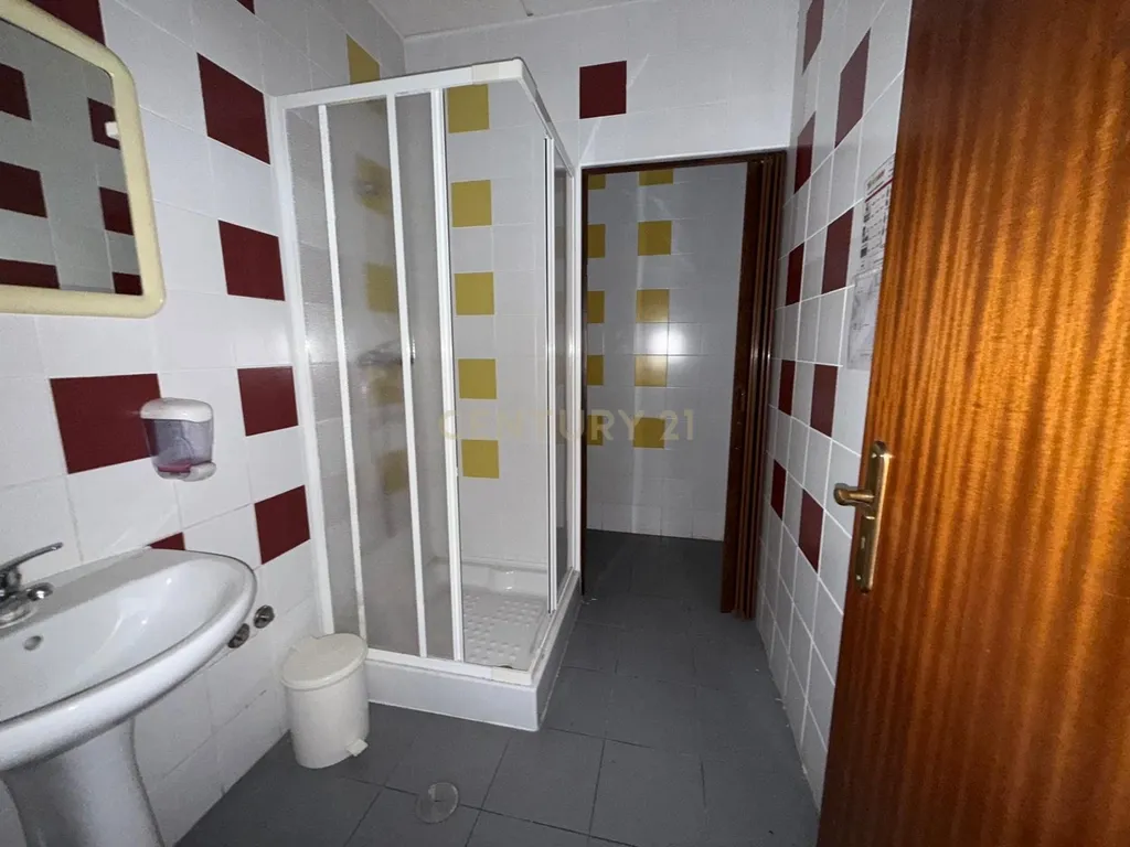 Oportunidade de Investimento, Castelo Branco - Image 4
