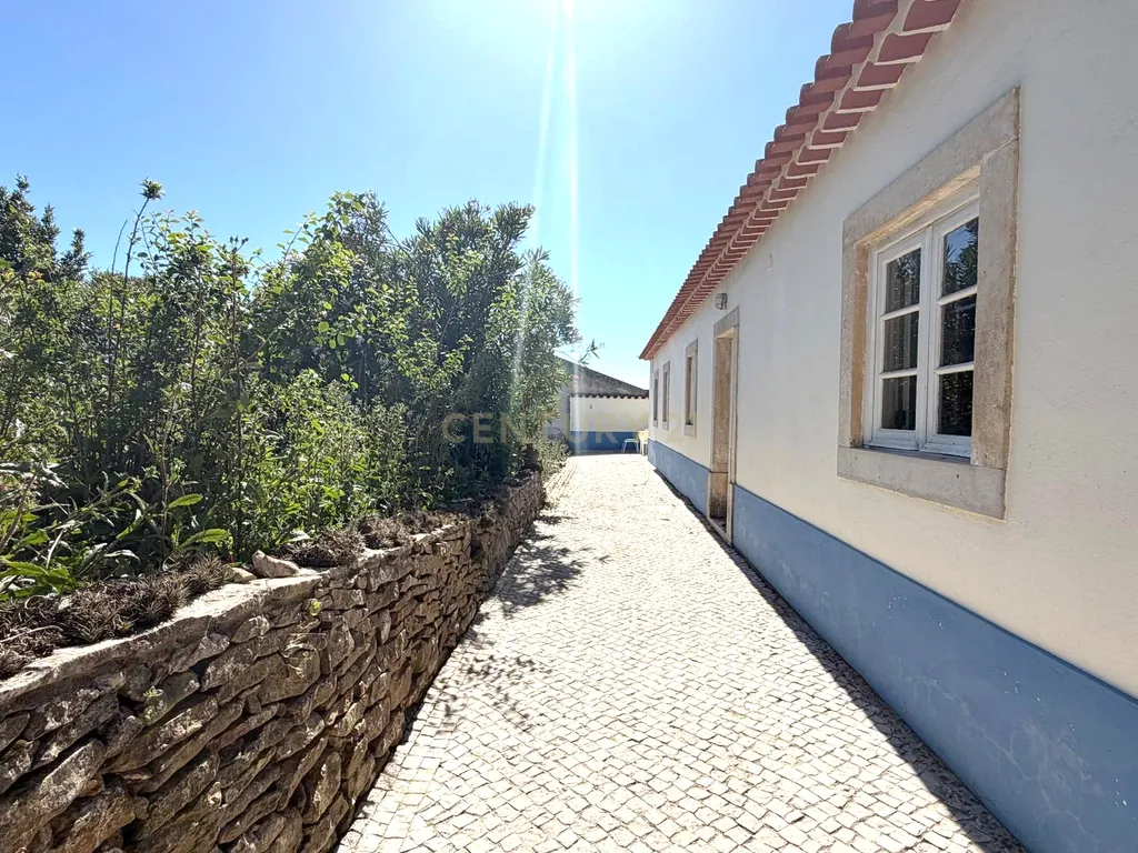 Moradia T2 em Carvalhal, Bombarral - Oportunidade Única - Image 13