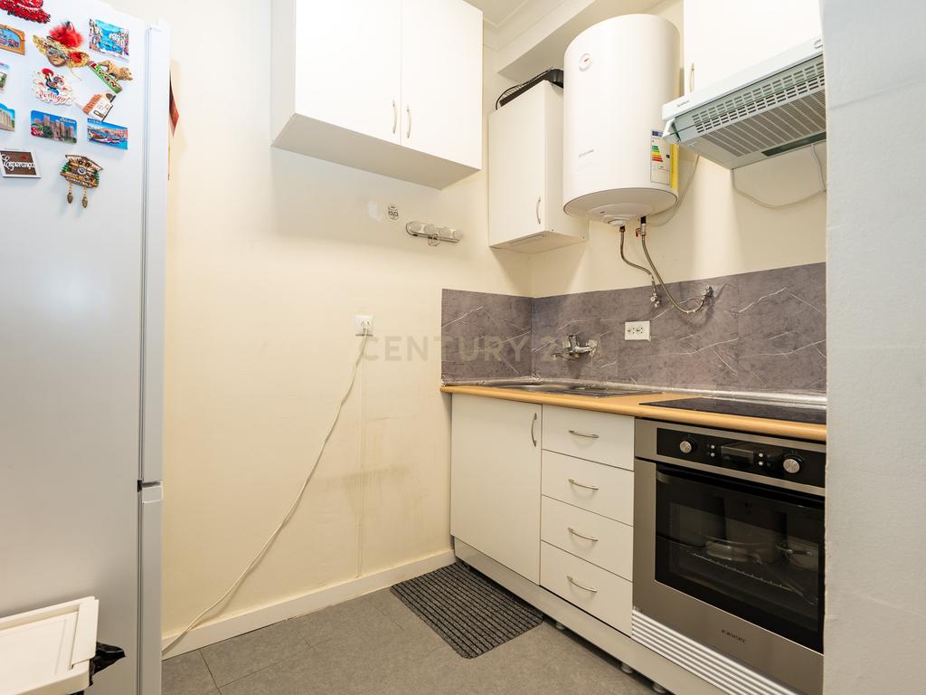Apartamento T1 em Corroios com Luz Natural e Boa Localização - Image 2