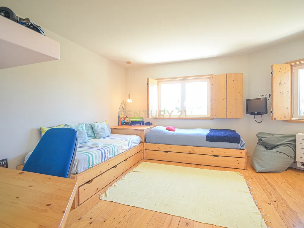 Moradia T5 de Luxo na Aldeia de Juzo – Cascais - Image 31
