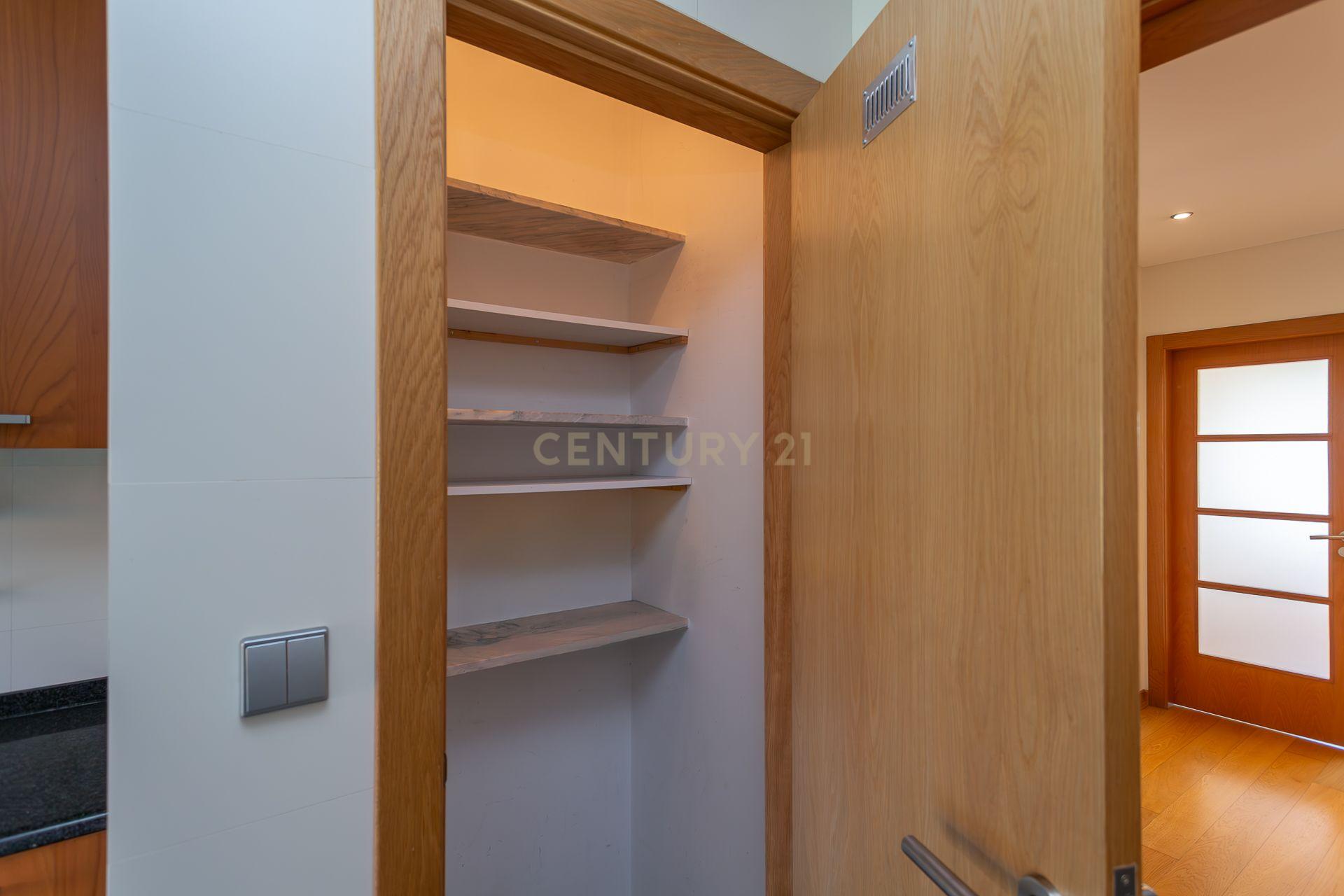 Fantástico Apartamento T2 em Alcabideche - Image 21