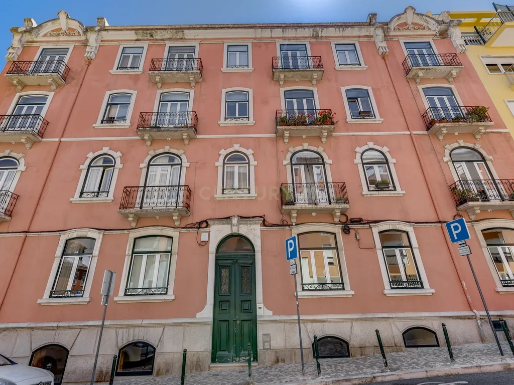 Arrendamento de Apartamento T3, Renovado, na Lapa - Estrela - Image 30