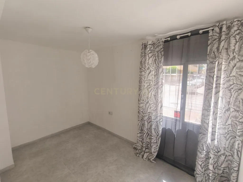Apartamento Térreo de Esquina com 3 Quartos Totalmente Remodelado em El Boquetillo – Fuengirola - Image 17