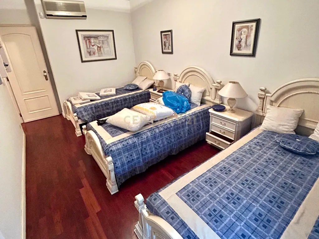 Apartamento T4 para arrendamento na freguesia de Arroios, em Lisboa - Image 16