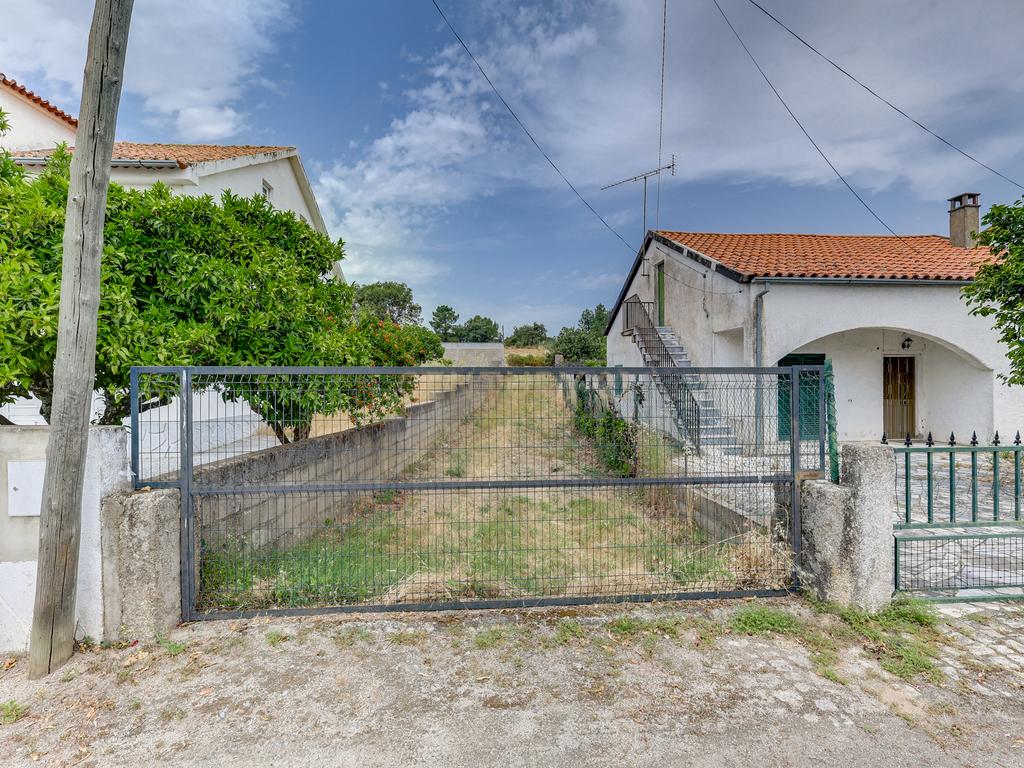 OPORTUNIDADE 360º – Moradia T3 + Posto de Combustível GALP + Terrenos (36 000 m²) - Image 105