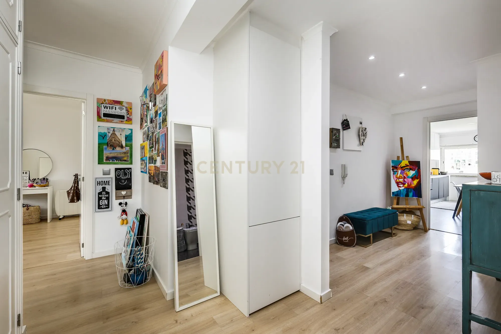 Fotografia 7 de Apartamento T3 Remodelado em Massamá (Rua Miguel Torga)