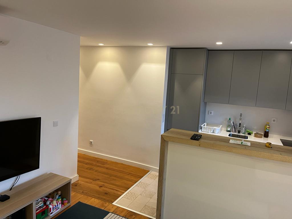 Apartamento T2 em Campo de Ourique - Image 31