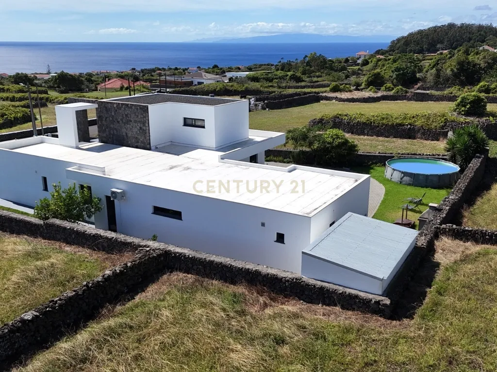 Moradia Moderna com Vista Mar em São Bartolomeu de Regatos - Image 8