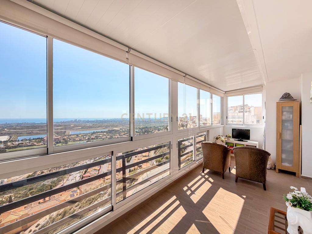 Penthouse com vista mar, quase 40 m² de terraços e tudo num só piso - Image 24