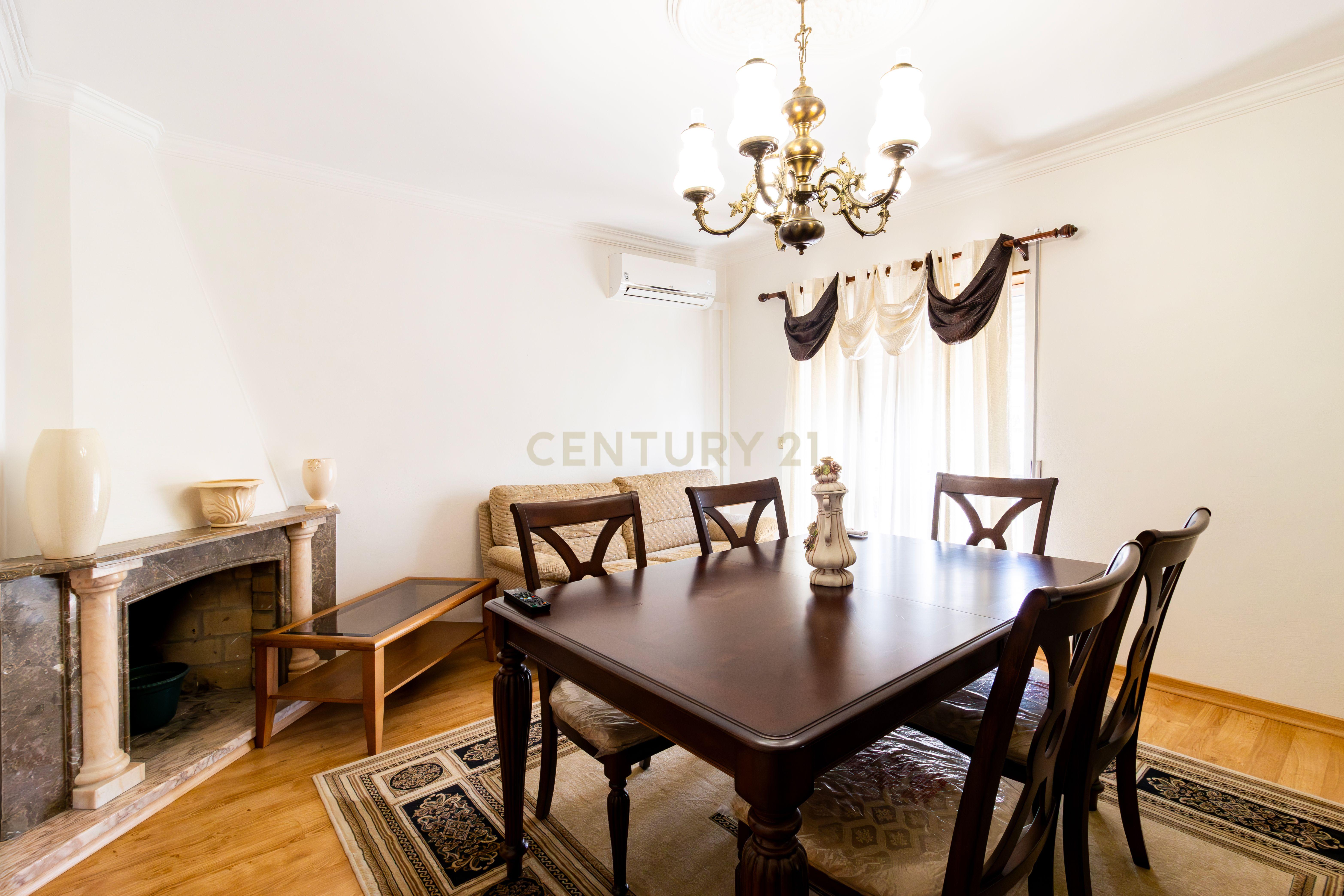 Apartamento T3 na rua José Carlos Afonso 56, Cruz da Areia, Leiria - Image 2