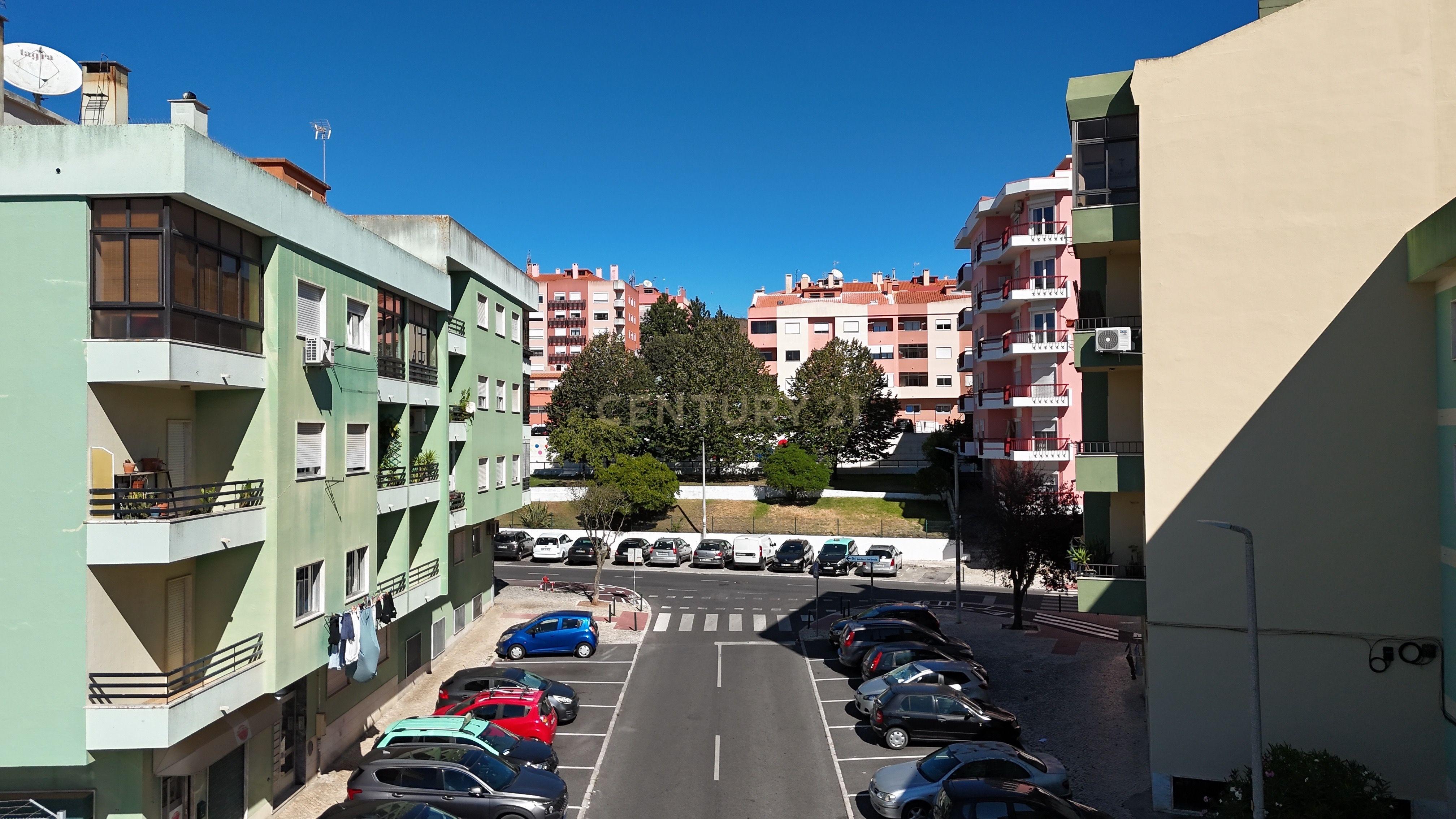 Apartamento T2 à venda em Massamá e Monte Abraão, Sintra — foto 2
