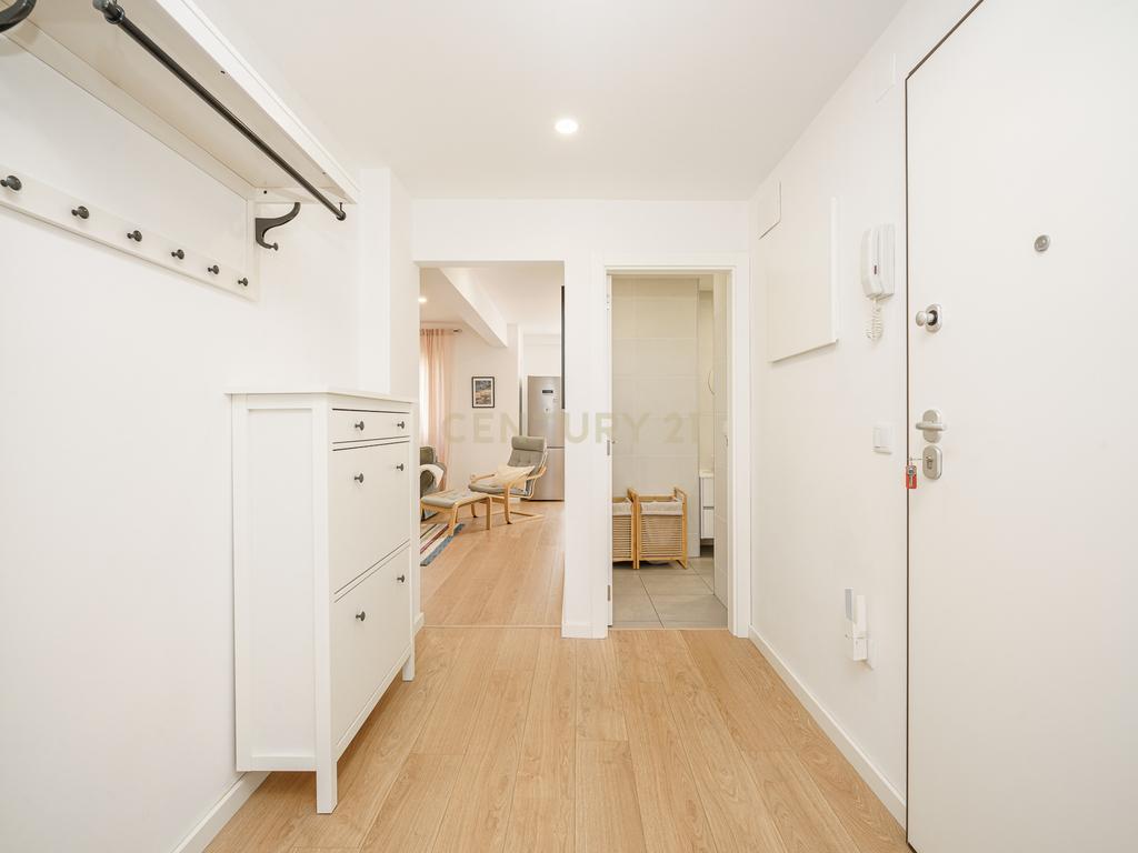 APARTAMENTO T3, TOTALMENTE REMODELADO, PARA VENDA NO CENTRO DE SETÚBAL - Image 9