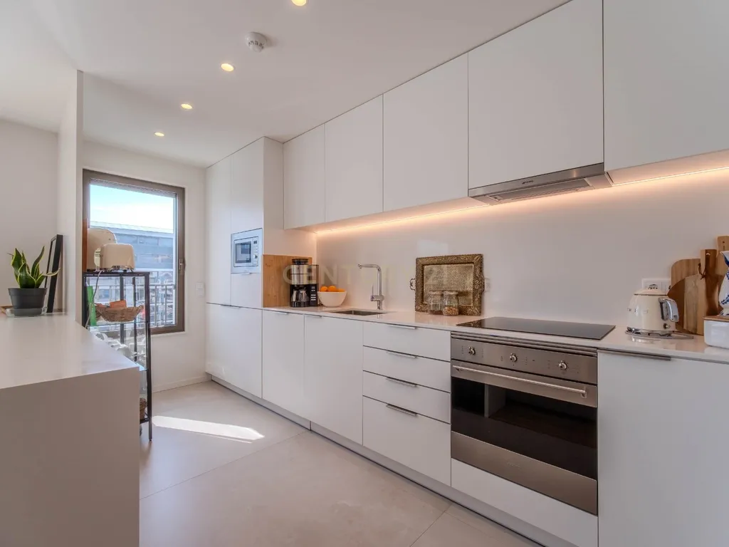 Apartamento T3 Antas | Condomínio fechado e localização Premium - Image 7
