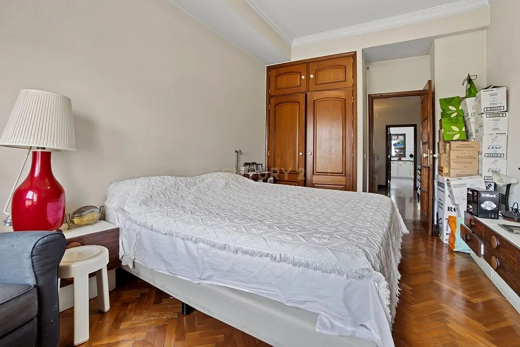 Apartamento Moderno em Campo Grande, Lisboa - 4 Quartos e Vista Panorâmica - Image 14