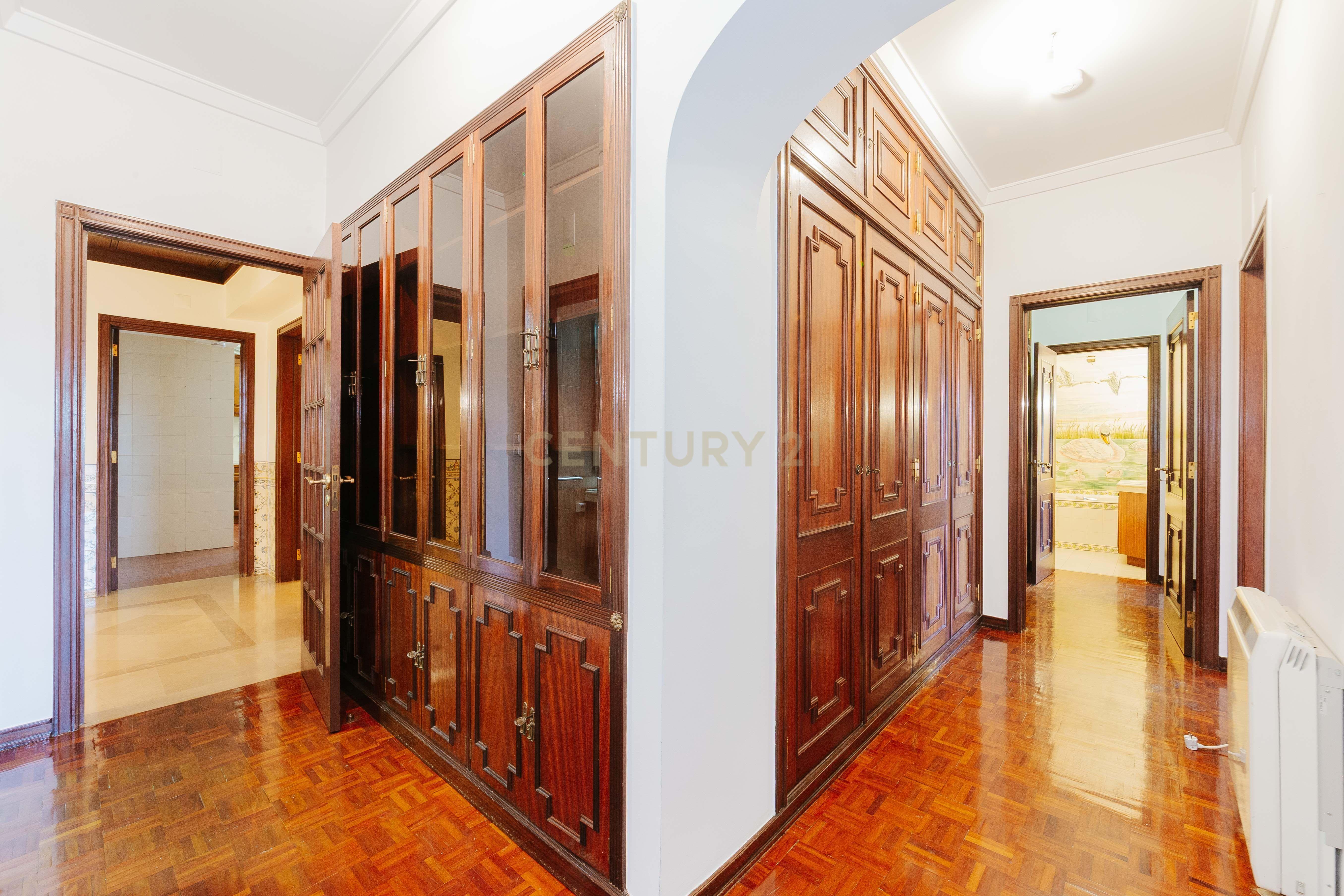 Fotografia 11 de Apartamento T3 - Restelo Lisboa