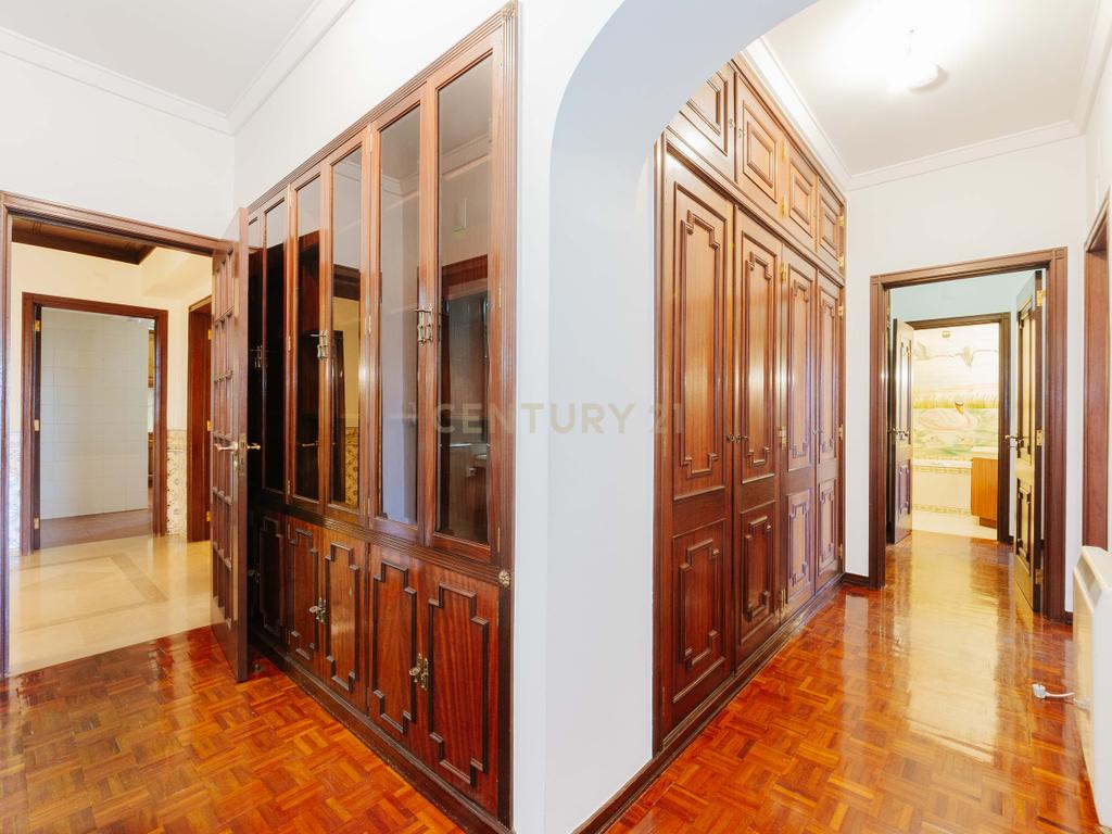 Apartamento T3 - Restelo Lisboa - Image 10