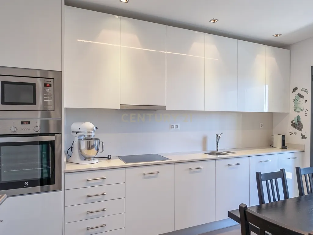 DUPLEX T4 +1 | TERRAÇOS D’AMORA - SEIXAL - Image 13
