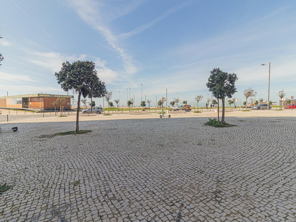 Garagem Box na Costa da Caparica - Excelente Localização e Acessos - Image 4