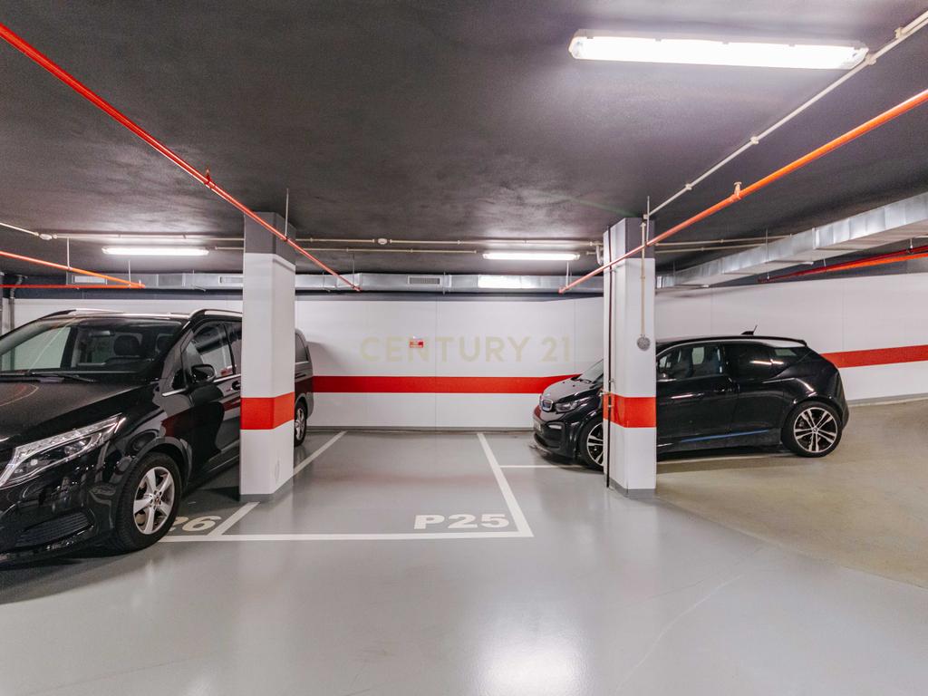 T3 de Luxo no Chiado | 150 m² | Garagem | Varandas - Image 16