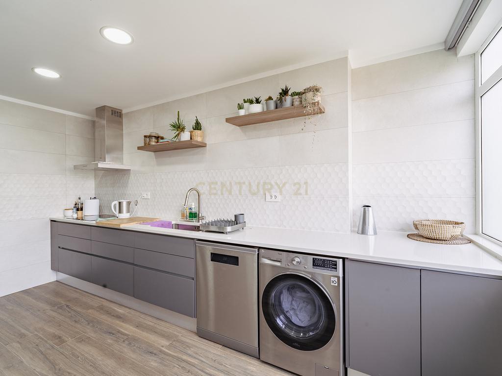 Apartamento T3 em Carnaxide, Lisboa - Image 25
