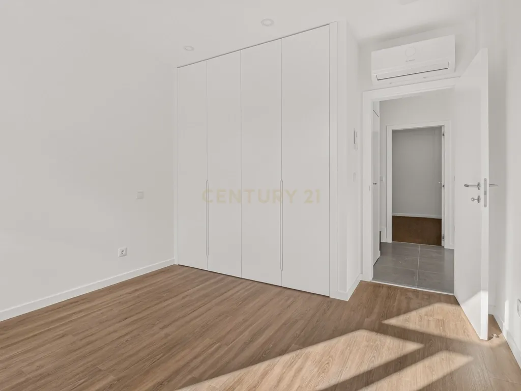 Apartamento/Moradia Duplex Novo com Terraço Privativo – Barroselas, Viana do Castelo - Image 11