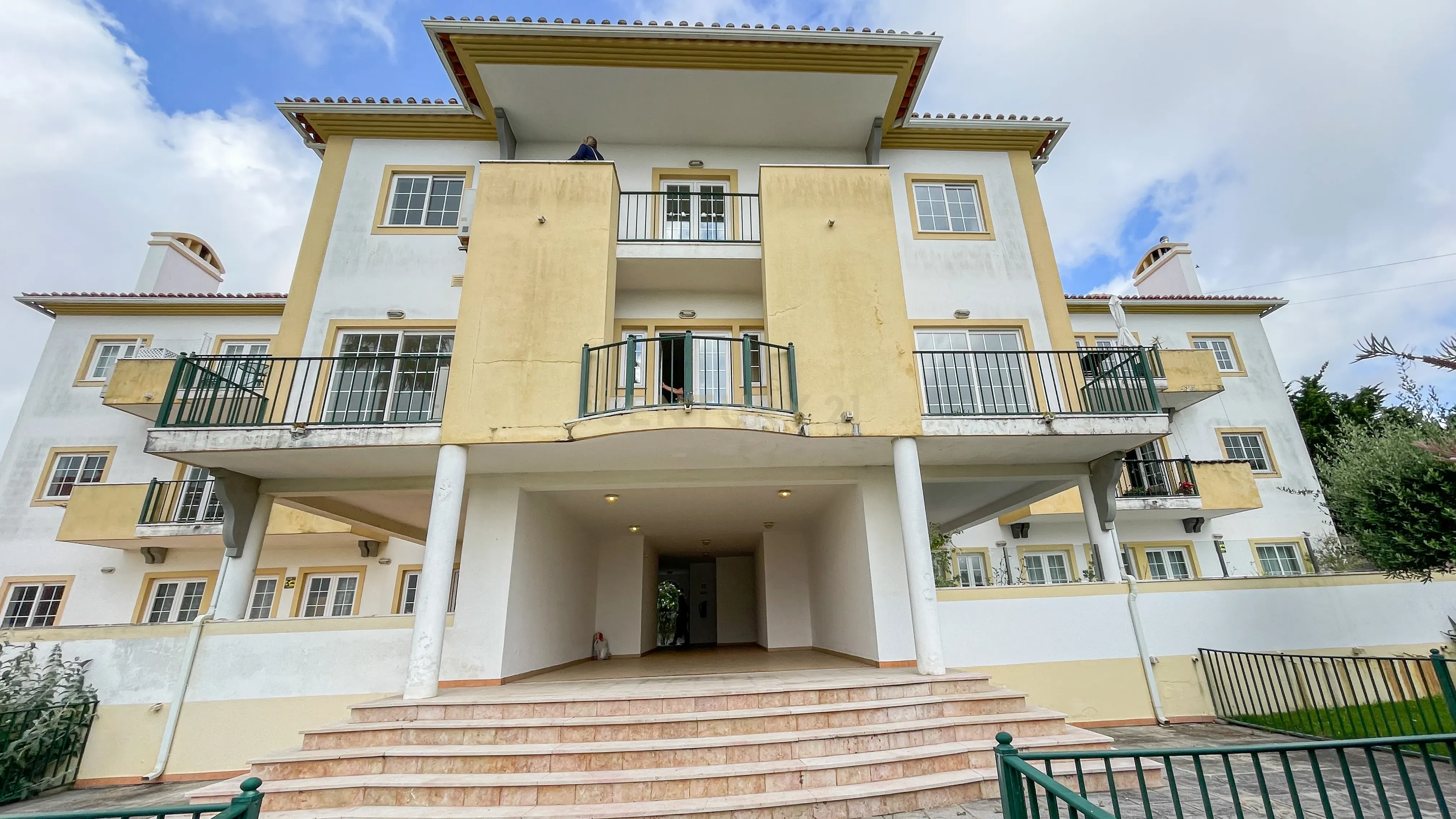 Apartamento T4 Duplex Quinta da Beloura - Image 26