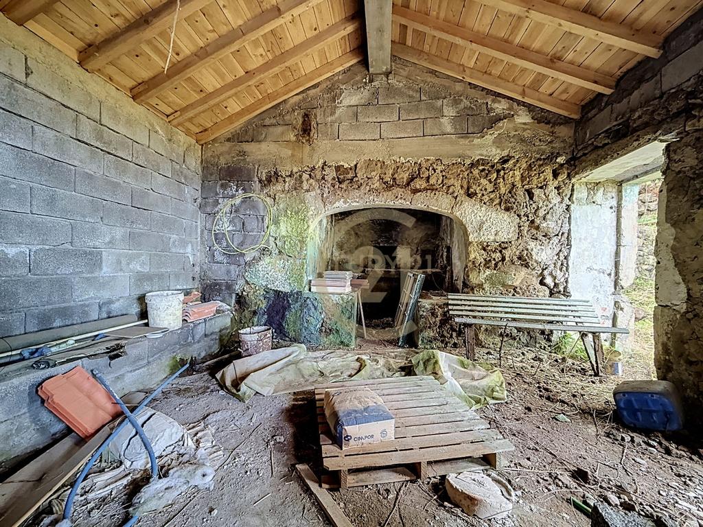 🏡 MORADIA TRADICIONAL EM PEDRA | SANTA BÁRBARA – ANGRA DO HEROÍSMO - Image 8