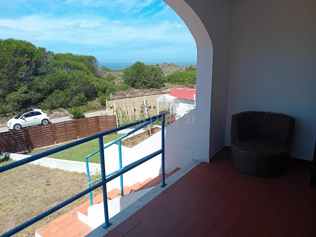 Moradia T2 com vista praia de Monte Clérigo | Aljezur - Image 18