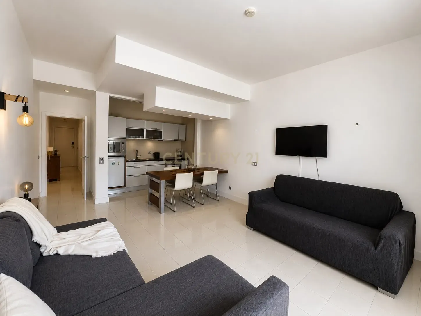Fotografia 7 de Apartamento T1 com Vista Mar em Localização Privilegiada