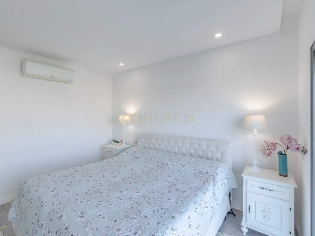 Duplex com terraço! a 5 minutos das praias! Quinta de Santa Teresa! - Image 22