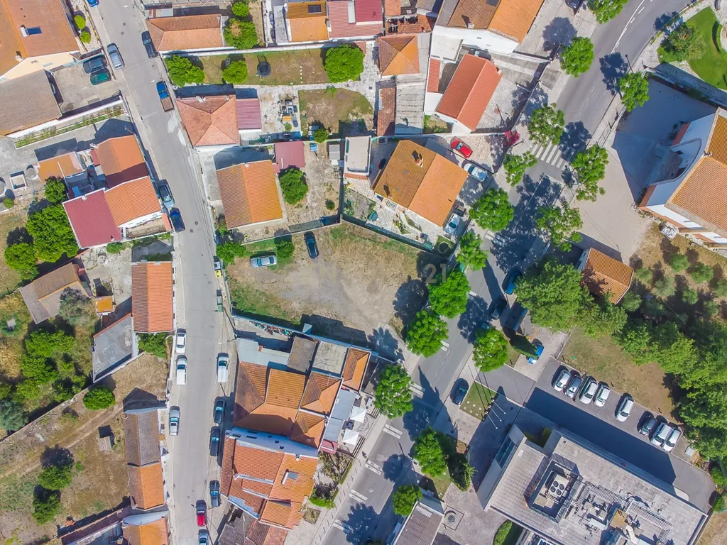Terrenos Urbanos em Águas de Moura – Excelente Oportunidade para Habitação ou Investimento - Image 22