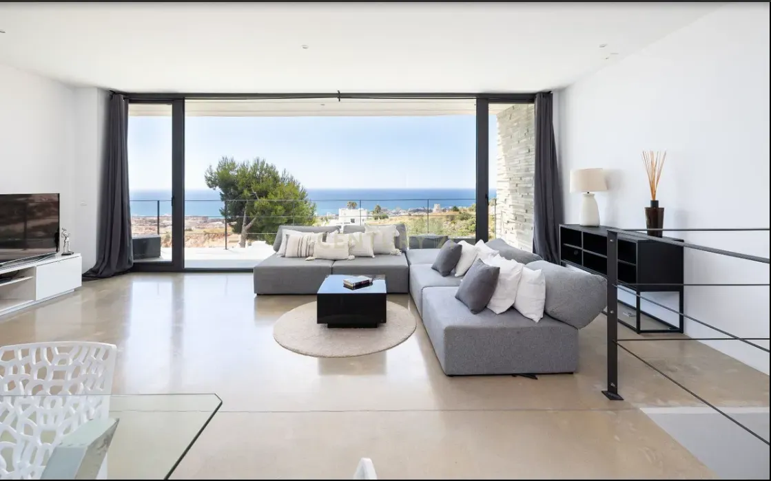 Luxuosa Moradia com Piscina e Jardim em Málaga, Andalucía - Image 5