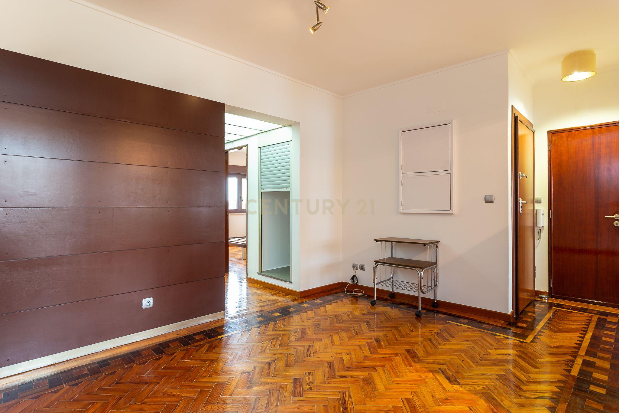 Fotografia 11 de Apartamento T2 em Sacavém, Loures - Oportunidade Única!