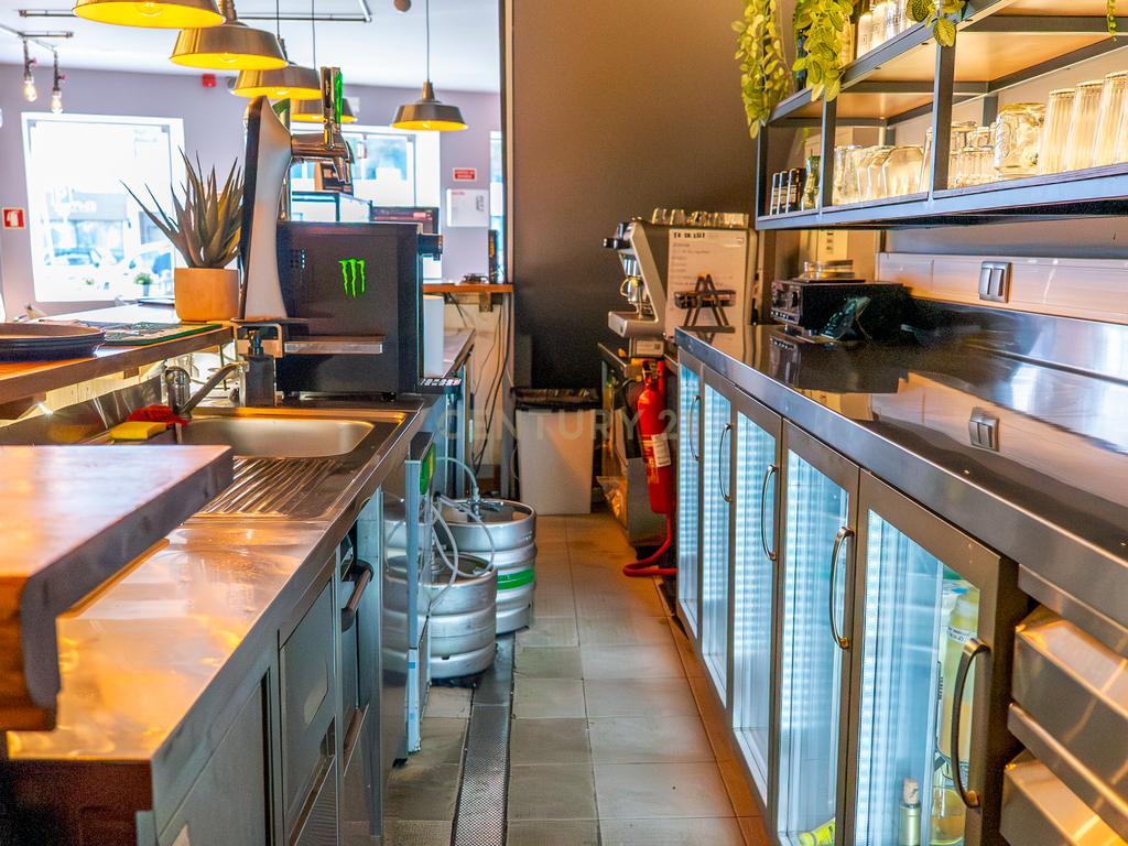 Restaurante para trespasse em Plena Baixa de Faro - Image 25