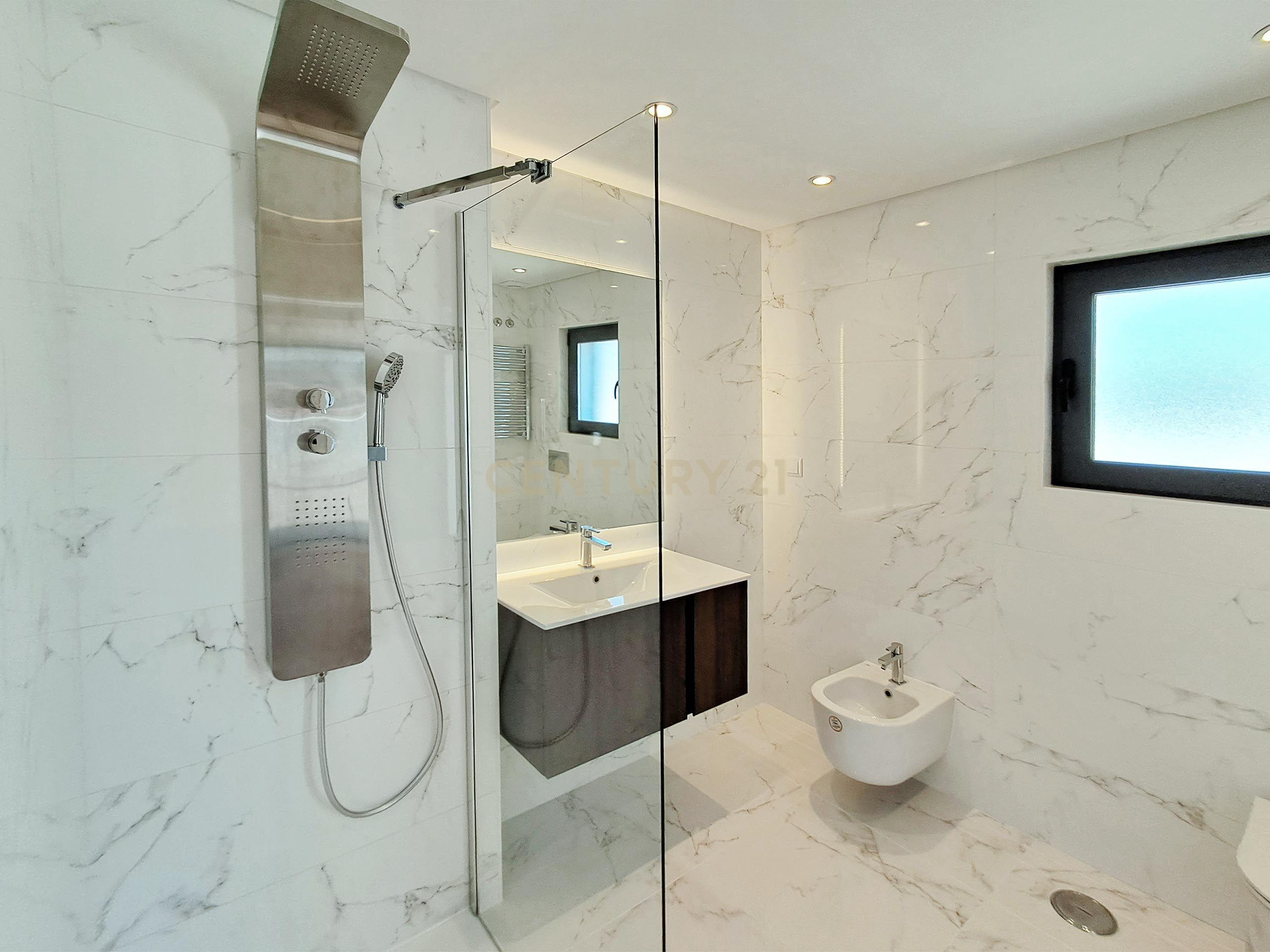 APARTAMENTO T1 | LUGAR ESTACIONAMENTO | TERRAÇO | PENTHOUSE - Image 32