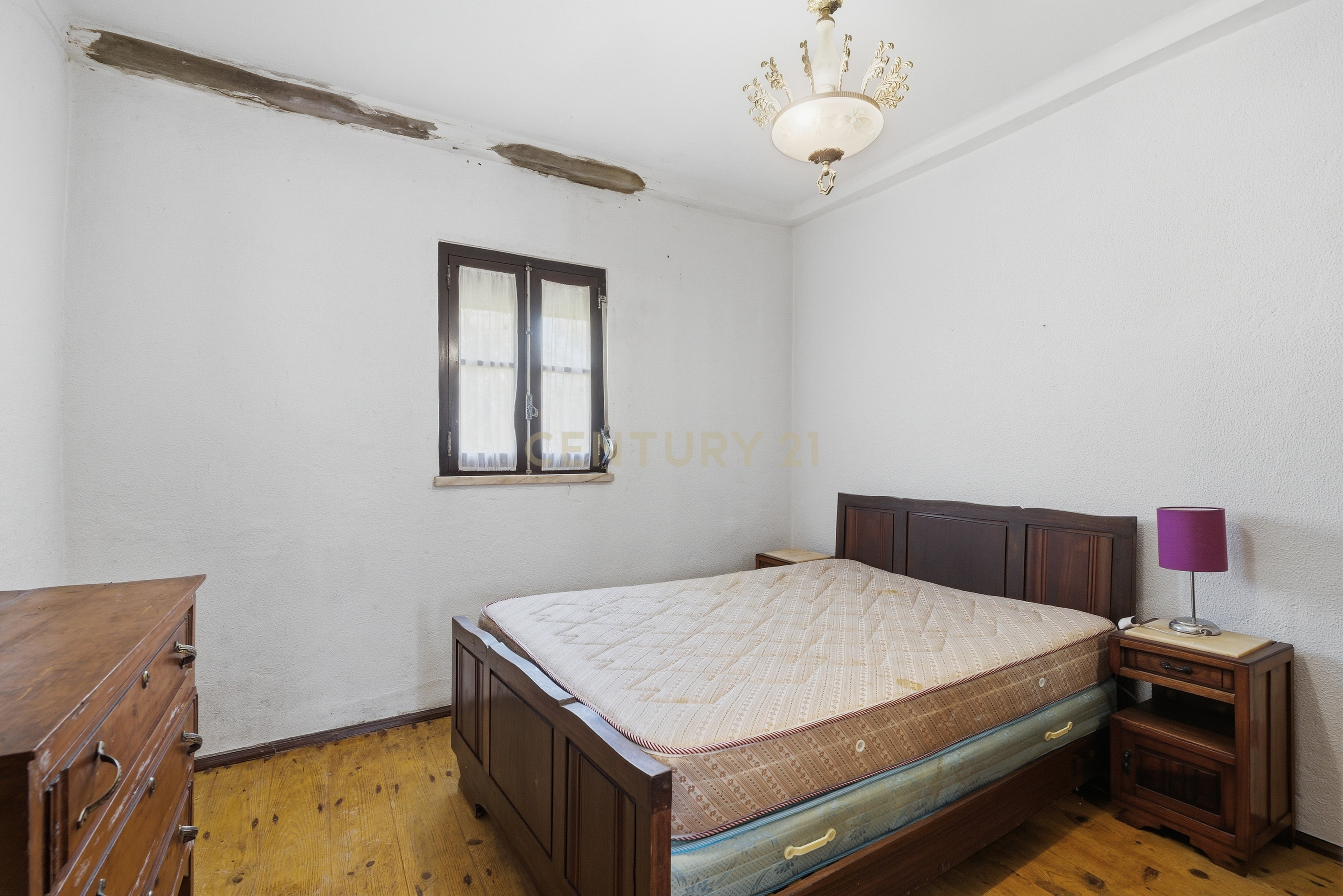 Fotografia 6 de Quinta em Bonabal com Moradia T3 + Armazém + Terreno com mais de 3 400m2