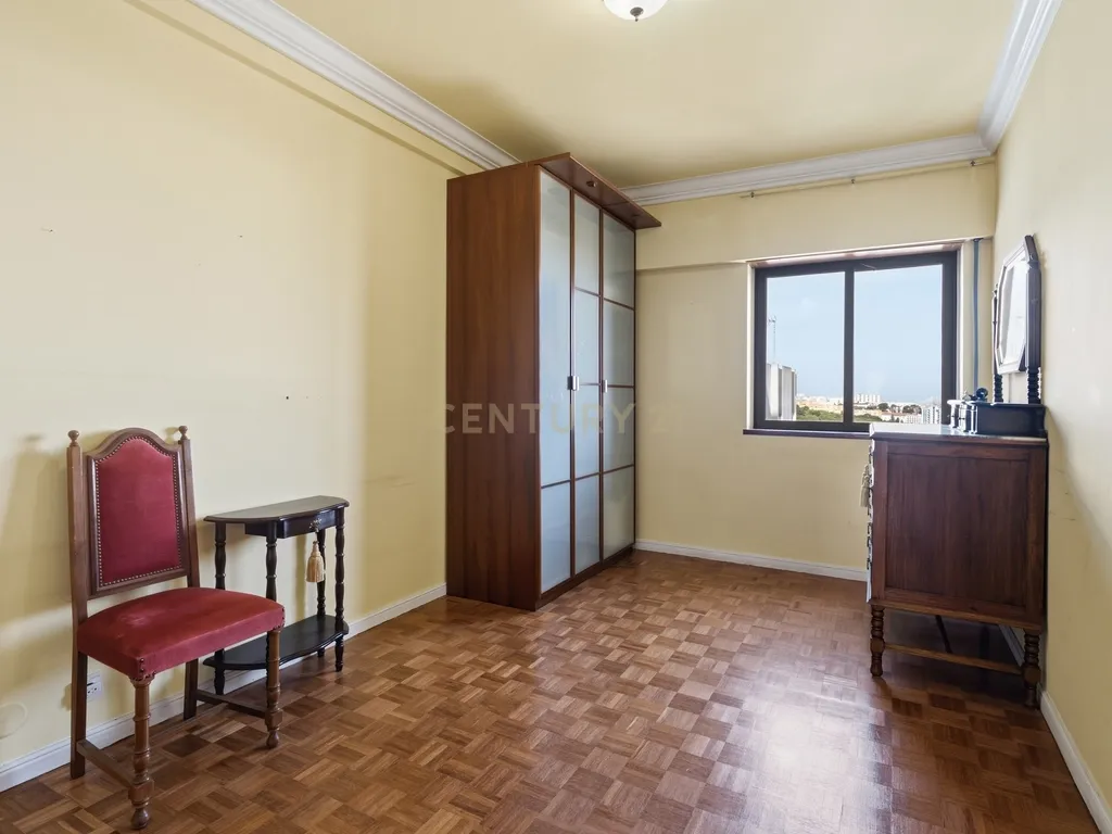 Apartamento T4 Areeiro - Viver bem no coração de Lisboa - Image 23