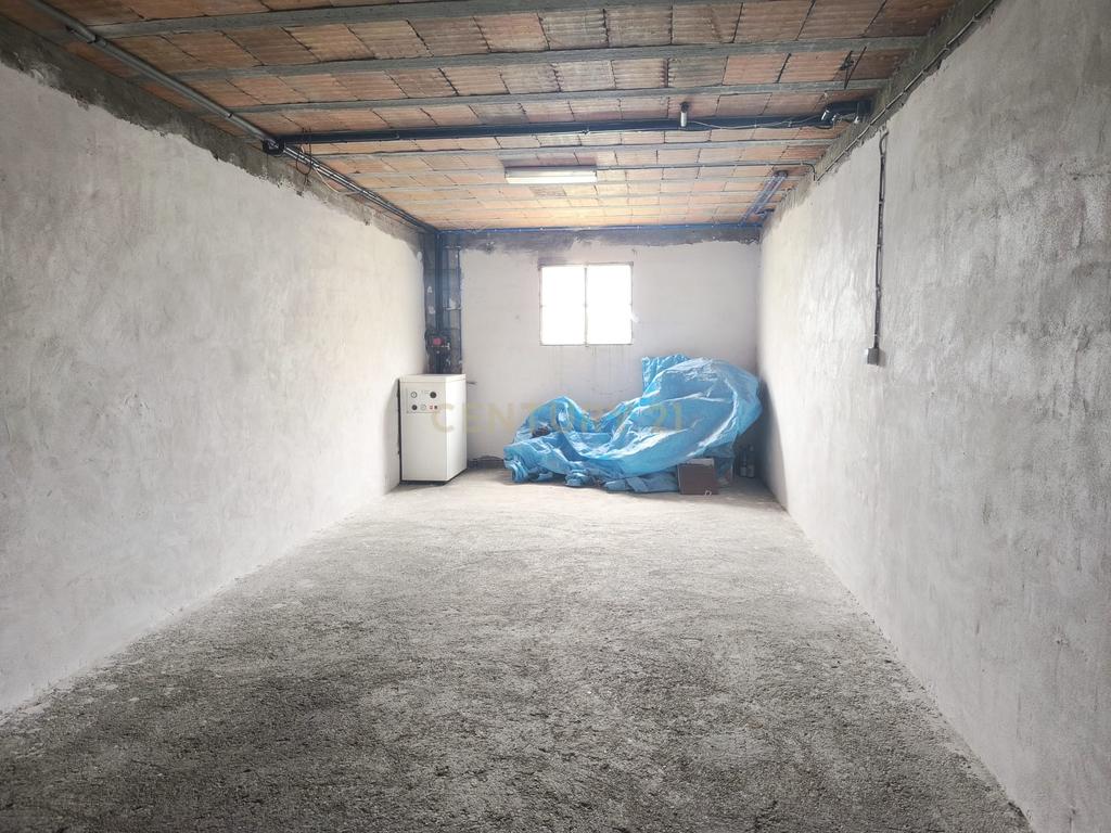 Casas prontas a habitar com terreno, arvores de fruto, forno e água própria. - Image 42