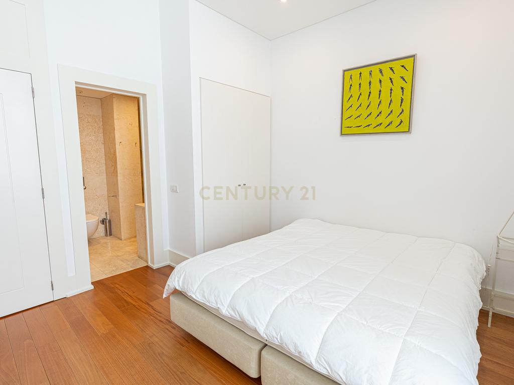 Apartamento Vibrante no Chiado - Image 24