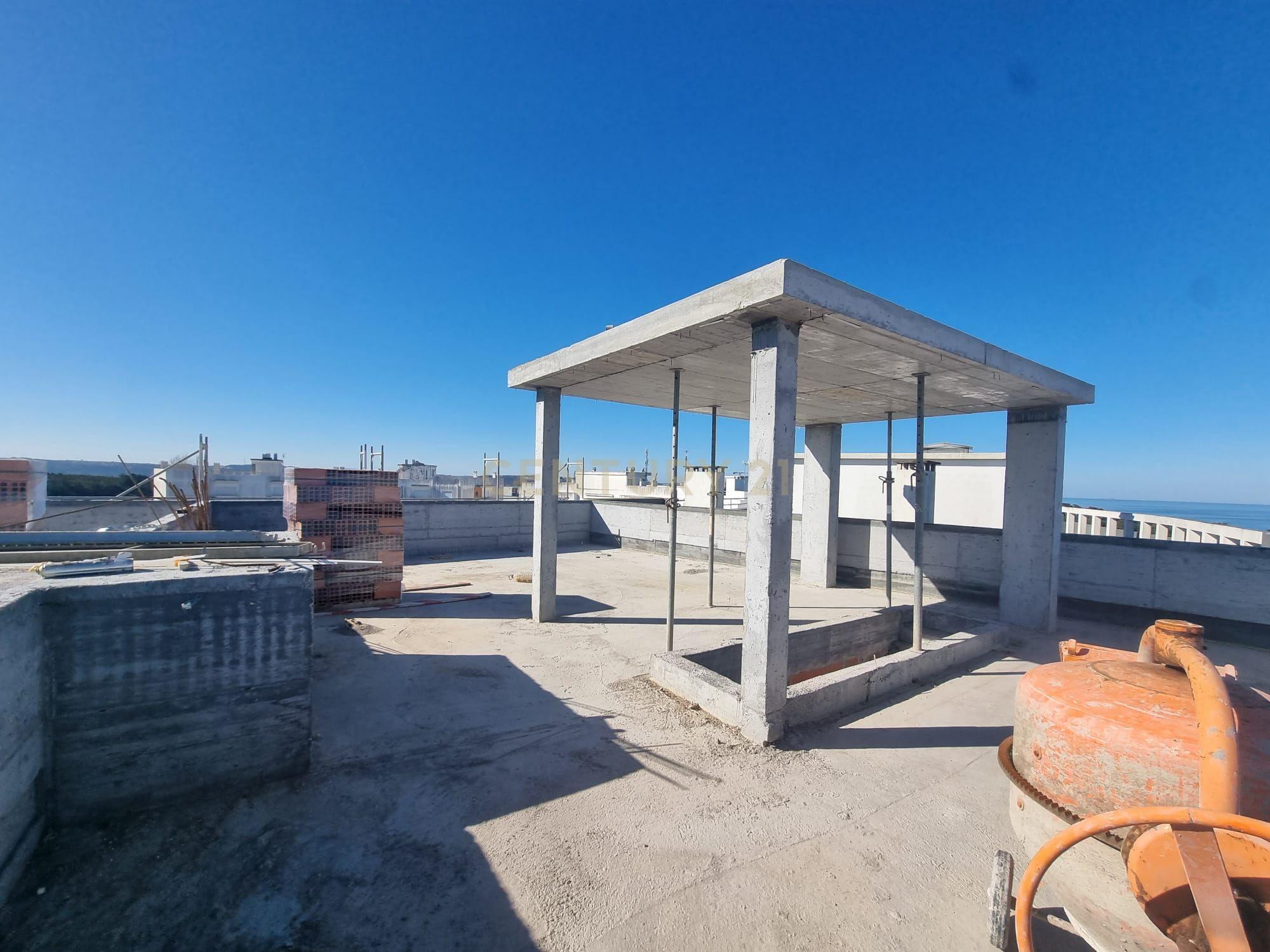 APARTAMENTO NOVO - 3 QUARTOS - 2 W.C. - TERRAÇO COM JACUZZI - VISTA PANORÂMICA PARA O MAR DA NAZARÉ - Image 3