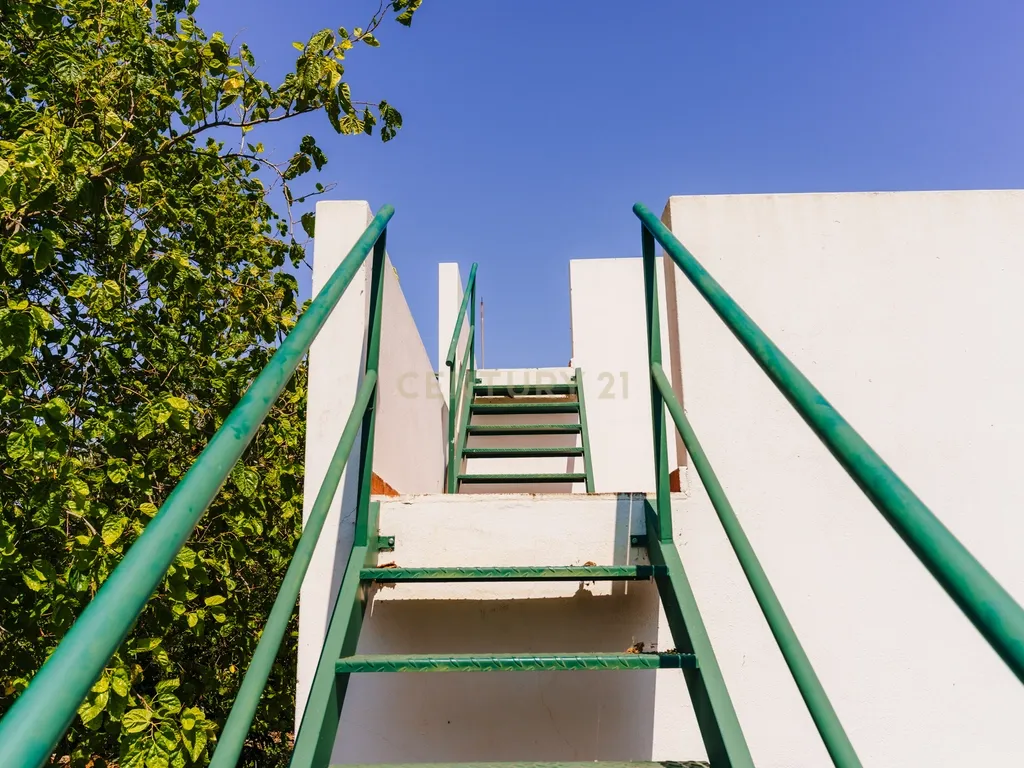 Quinta com 8660 m2 com Moradia, piscina e dois terraços panorâmicos em Silves - Image 18