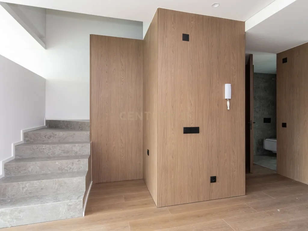 Mais que uma casa é um refugio de conforto e elegância ! - Image 3