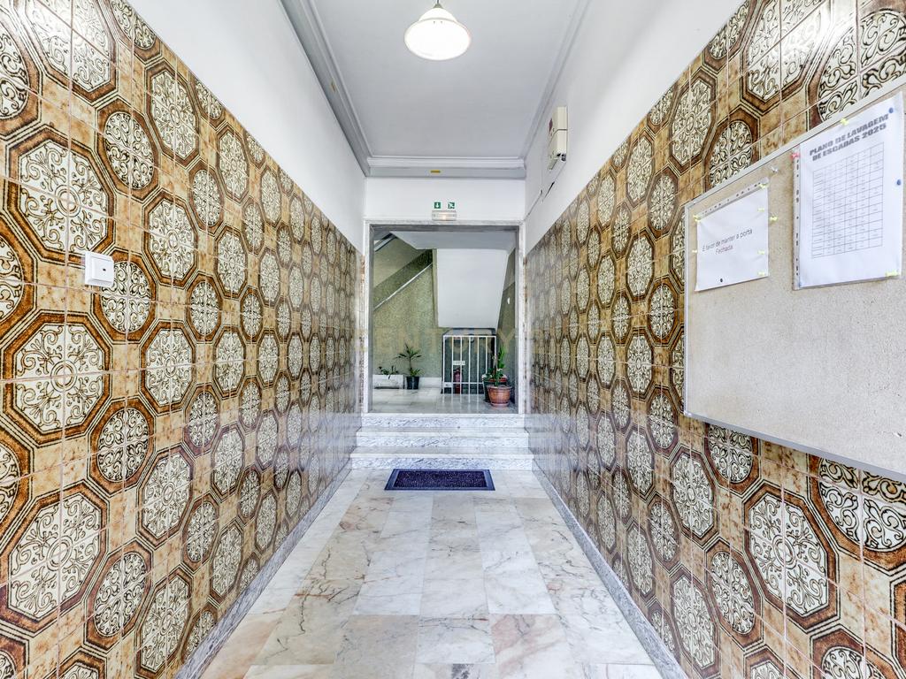 Apartamento T2 com 87 m² em excelente estado – São João da Talha - Image 20