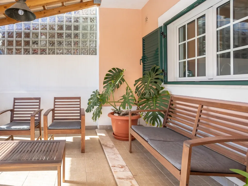 Moradia T4 em Setúbal | Conforto, Espaço e Privacidade - Image 27
