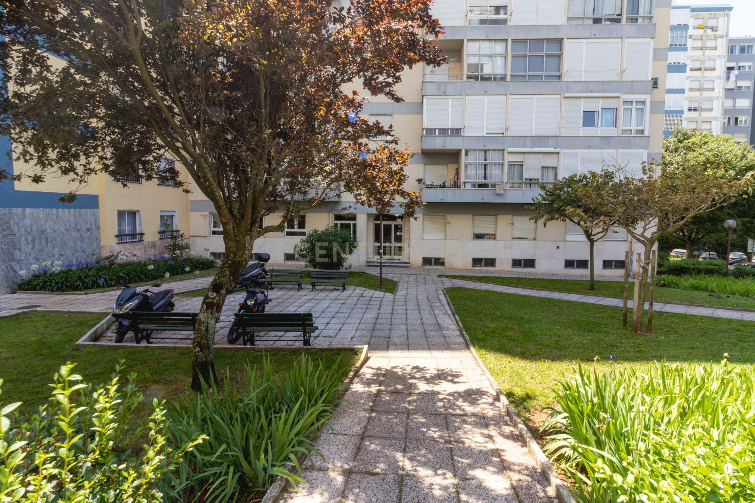 Apartamento T3 à venda em Carnaxide e Queijas, Oeiras — foto 3