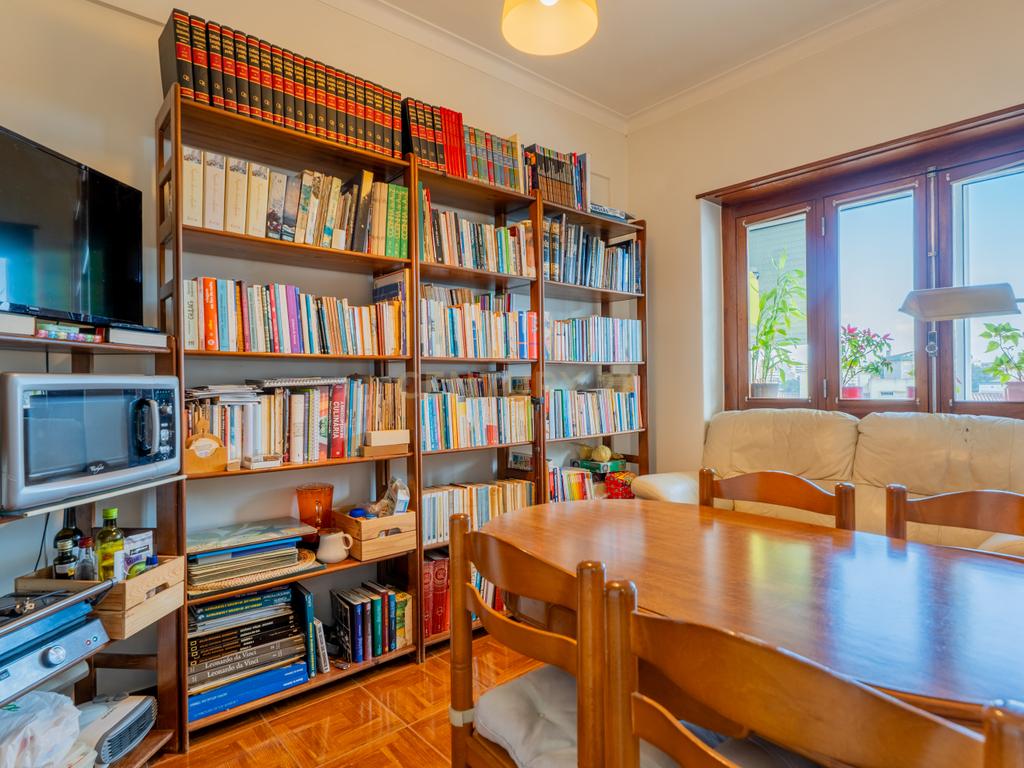 Apartamento T5 Remodelado no Lumiar – 152m² | Praceta Rua Alexandre Ferreira - Image 32